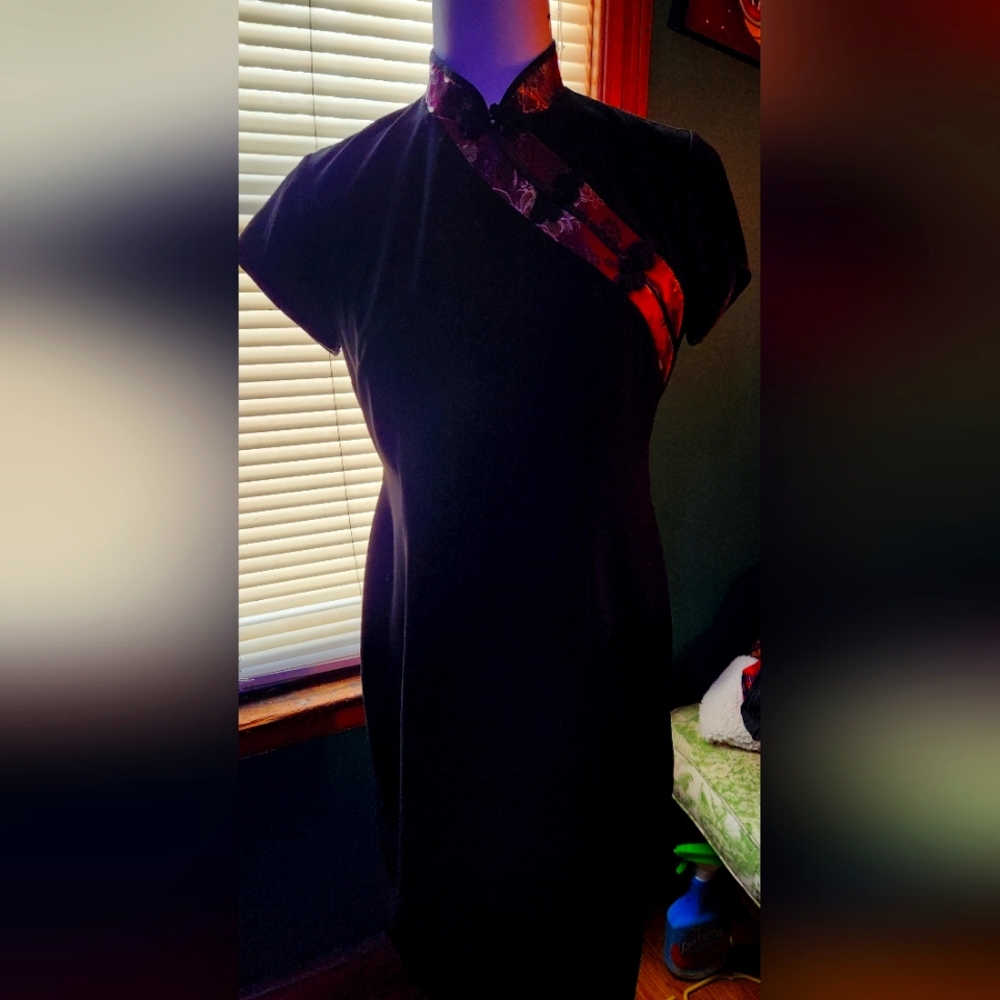 Robbie Bee Chinese dress